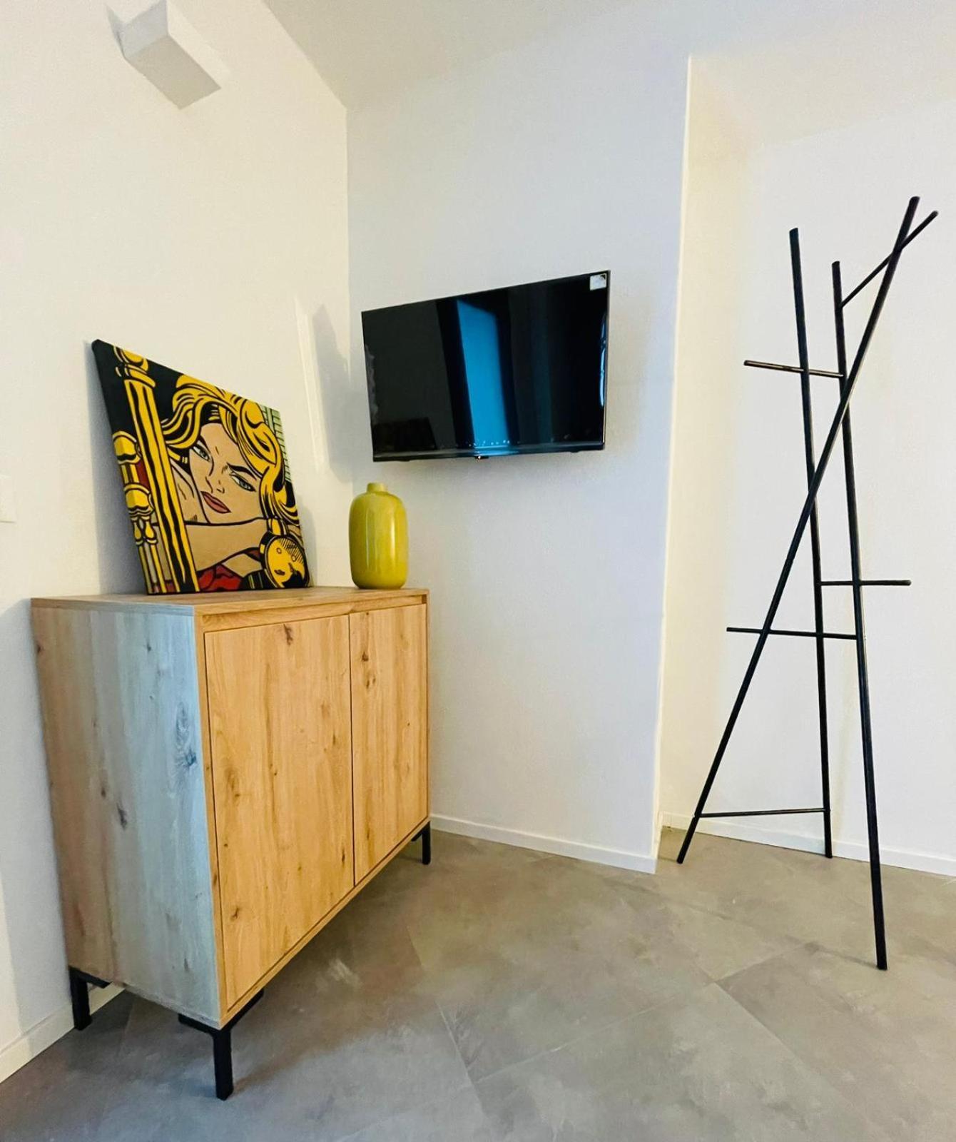 Elisa Apartments B - In Front Of The Walls Of Lucca Bagian luar foto