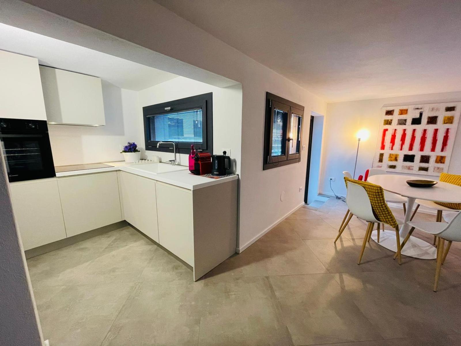 Elisa Apartments B - In Front Of The Walls Of Lucca Bagian luar foto