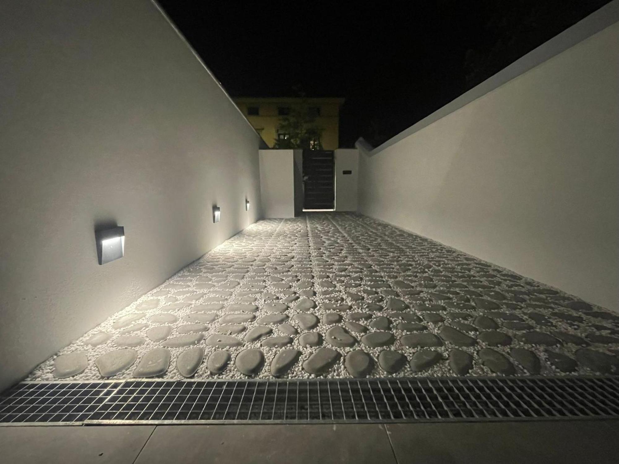 Elisa Apartments B - In Front Of The Walls Of Lucca Bagian luar foto