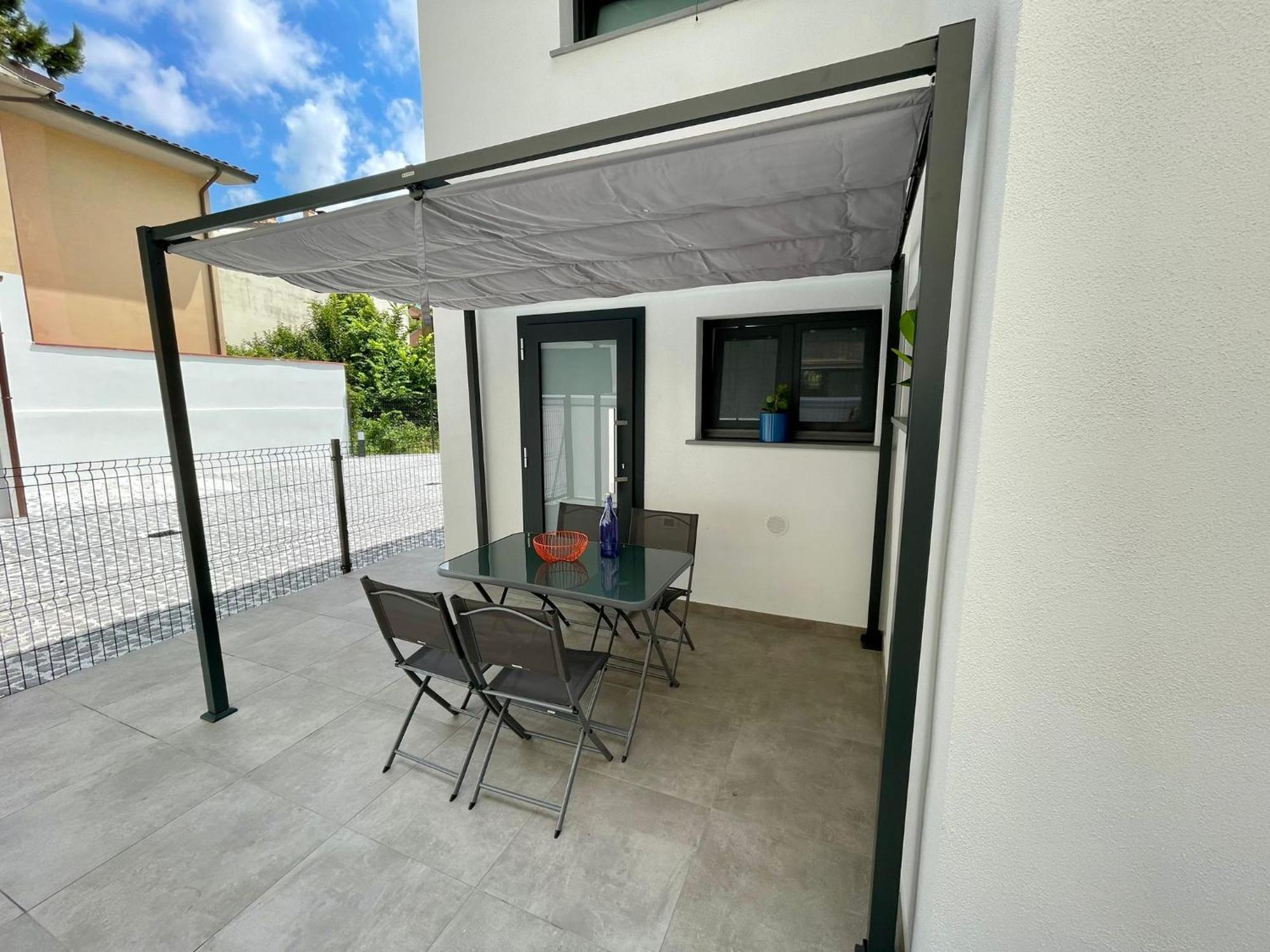 Elisa Apartments B - In Front Of The Walls Of Lucca Bagian luar foto